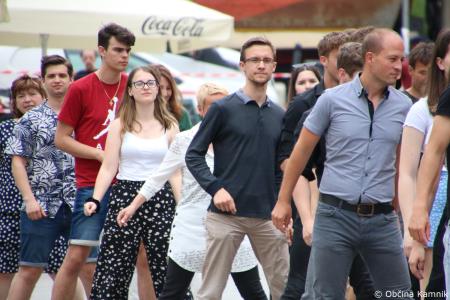 Po dveh letih Kamnik danes v znamenju maturantske četvorke (80)